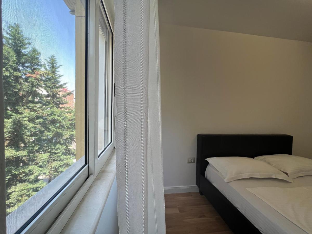 Lana Studio Appartement Tirana Buitenkant foto